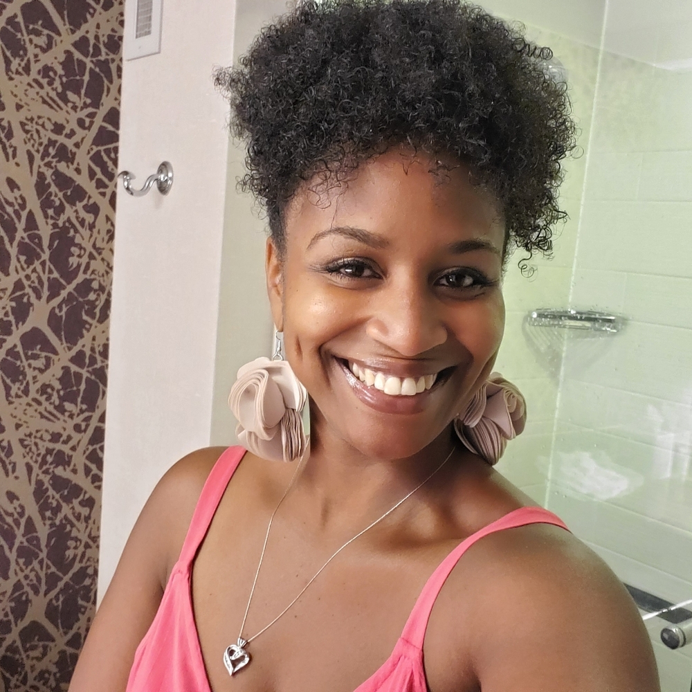 Meet your Posher, Iman